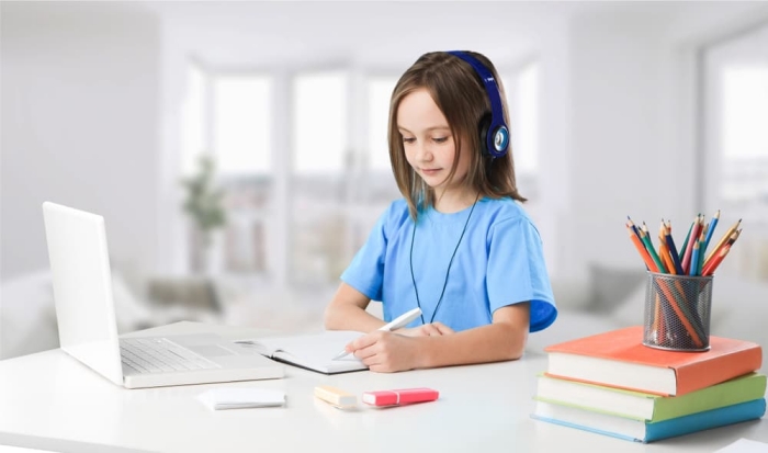 Khiếm thính ở trẻ em không thể coi thường