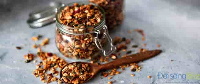 Phương Pháp làm granola với yến mạch và mật ong