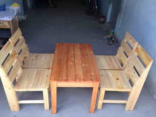 Bàn ghế Handmade bằng gỗ Pallet đơn giản