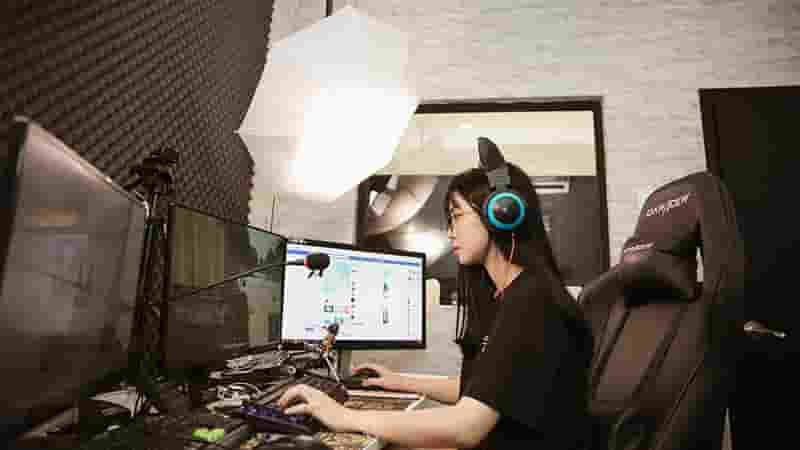 Làm streamer game cần những gì? 